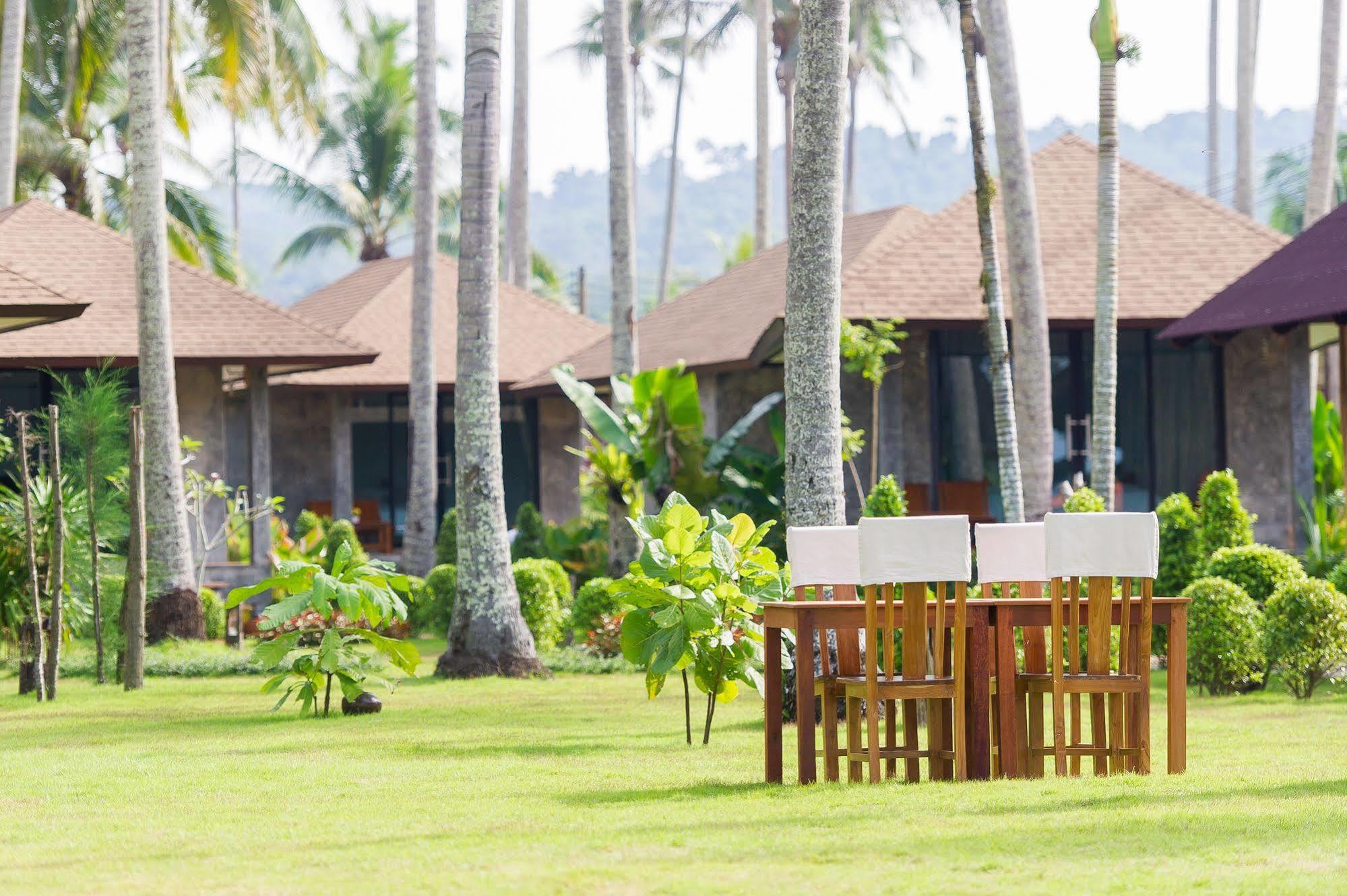 Medee Resort Ko Kut Екстер'єр фото